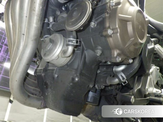 Engine photo