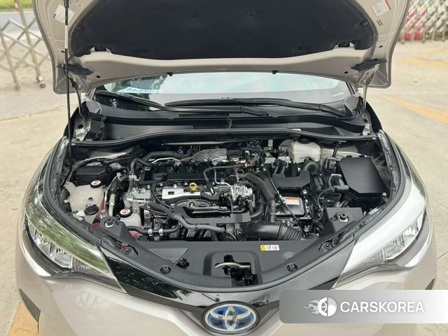 Toyota C-HR id 4263676 из Китая 12