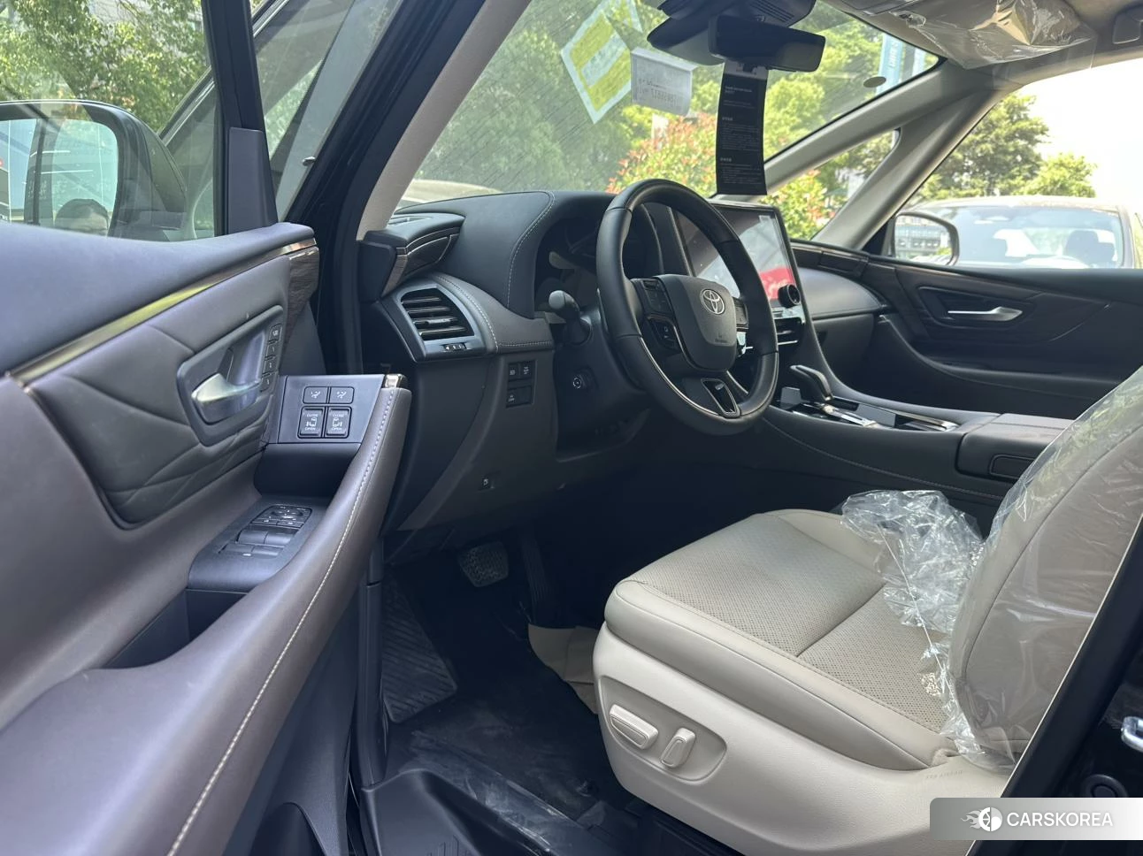 Toyota Elfa id 4419184 из Китая 8