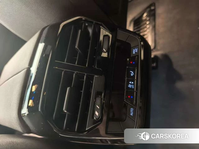 BMW iX 2022 Красный из Китая, фото 6