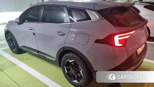 Kia The New Sportage 5th Generation 2026 Серебристо-серый из Кореи, фото 2