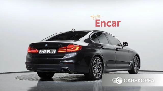 BMW 5 Series (G30) id 4416801 из Кореи 12