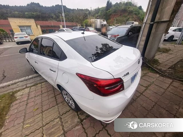 Toyota Vios 2023 Белый из Китая, фото 2