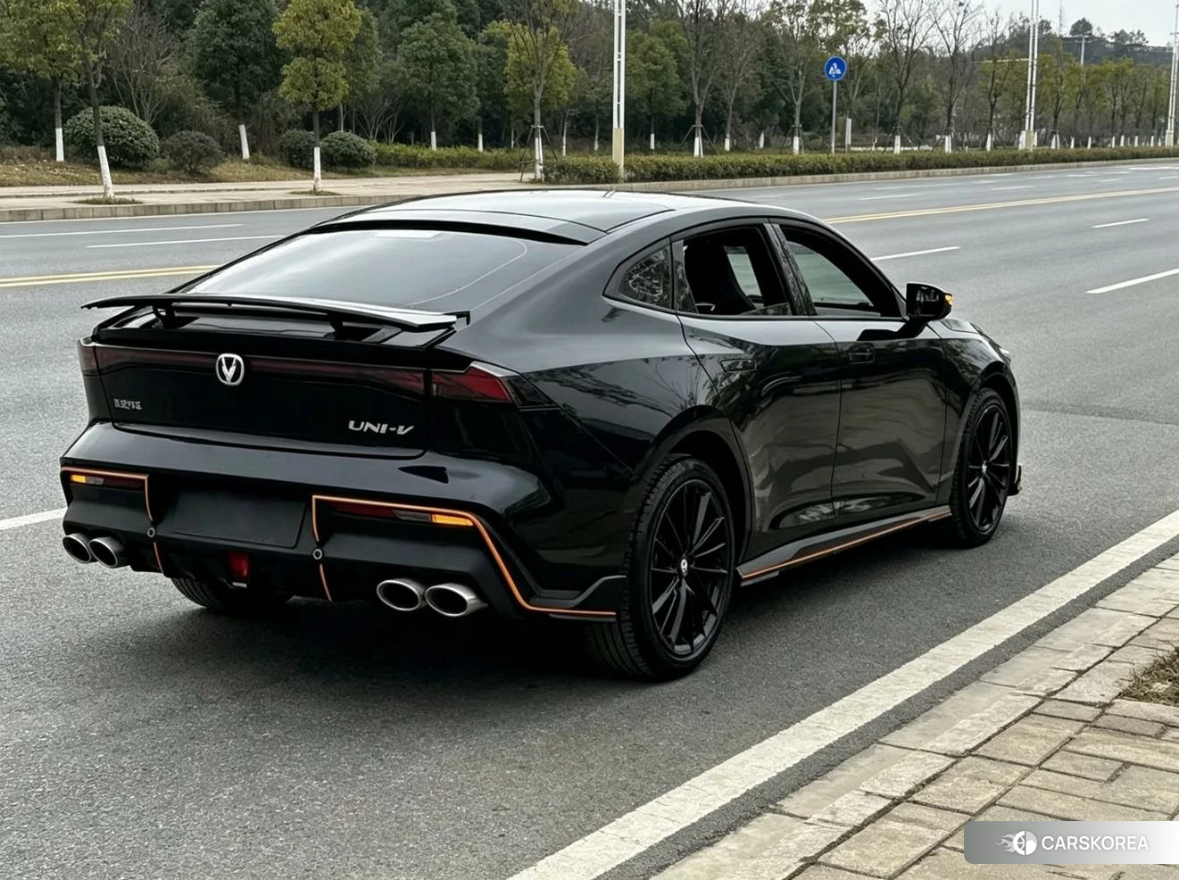 Chang'an UNI-V 2022 Черный из Китая, фото 2
