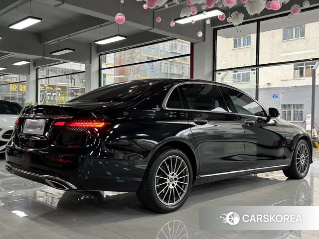 Mercedes-Benz E-class id 4265227 из Китая 9