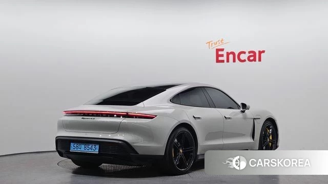 Porsche Taycan id 3916406 из Кореи 12