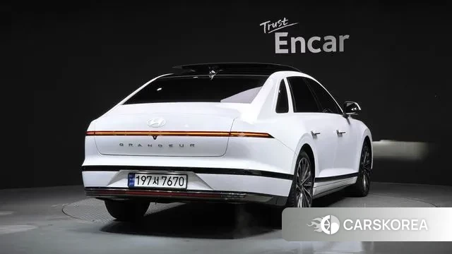 Hyundai Grandeur (GN7) id 3659489 из Кореи 12