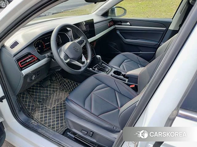 Volkswagen Lavida 2025 Белый из Китая, фото 2