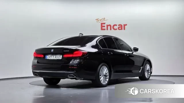 BMW 5 Series (G30) id 3406019 из Кореи 12