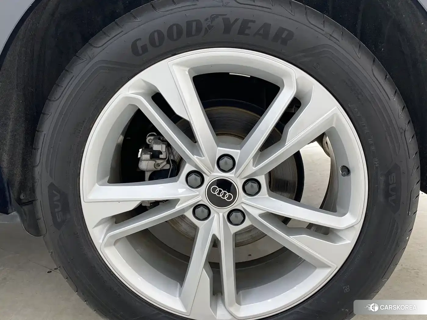 Audi Q3 id 4669301 из Китая 9
