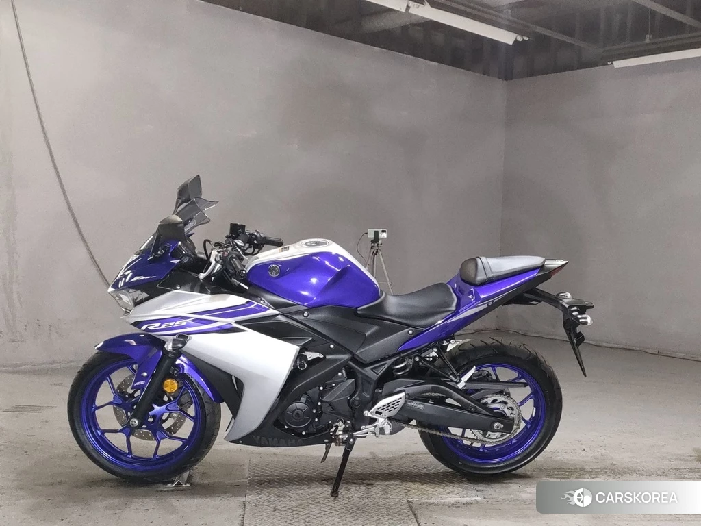 Проданный Yamaha YZF-R25 2016 из Японии