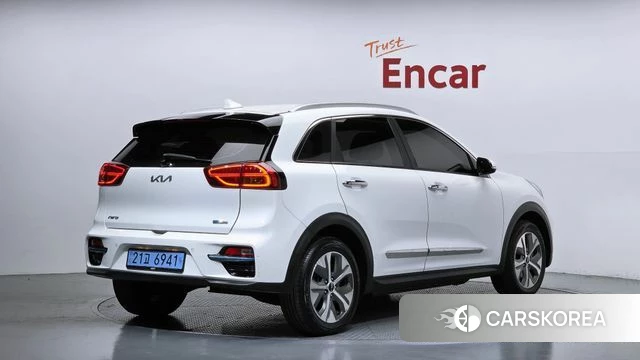 Kia Niro EV id 4244577 из Кореи 12