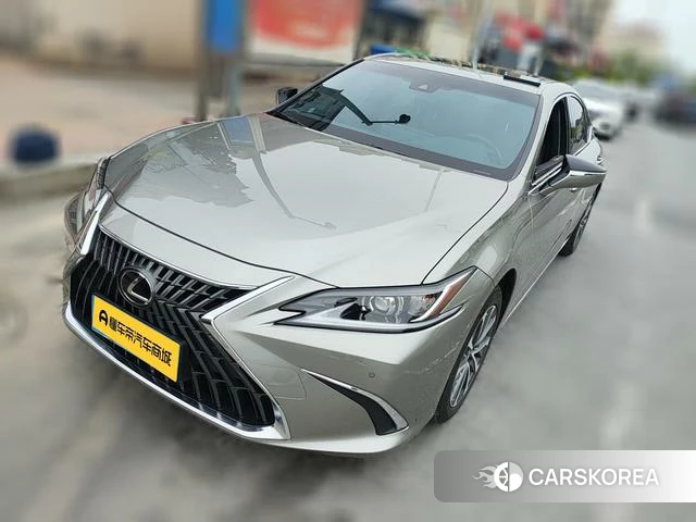 Lexus ES 2024 Шампань из Китая, фото 2