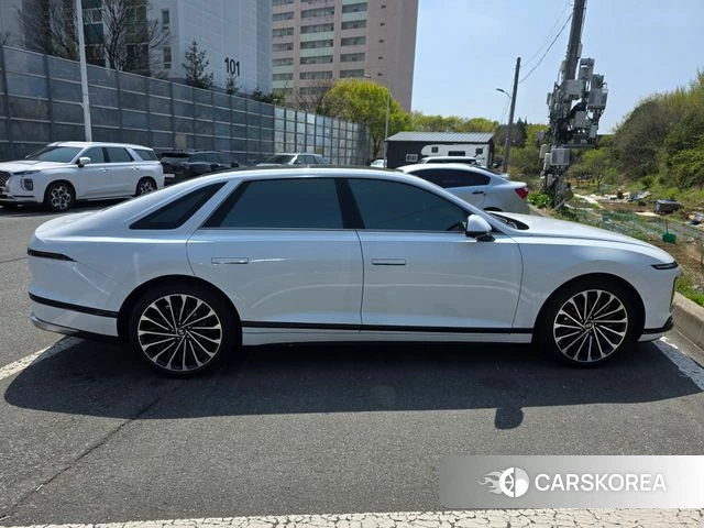 Hyundai Grandeur Hybrid (GN7) id 3934157 из Кореи 11
