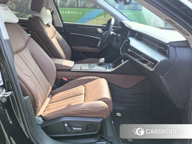 Audi A6L id 4278776 из Китая 12