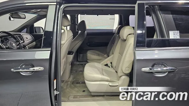 Kia All New Carnival id 2791649 из Кореи 12