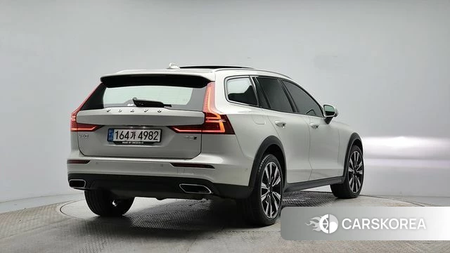 Volvo V60 Cross-Country 2nd Generation id 4784219 из Кореи 12