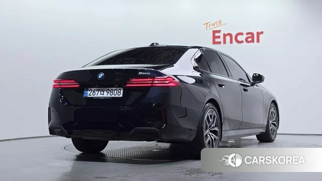 BMW 5 Series (G60) id 4480128 из Кореи 12