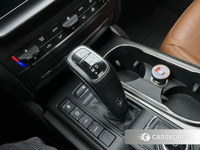 Maserati Ghibli id 4215056 из Китая 9