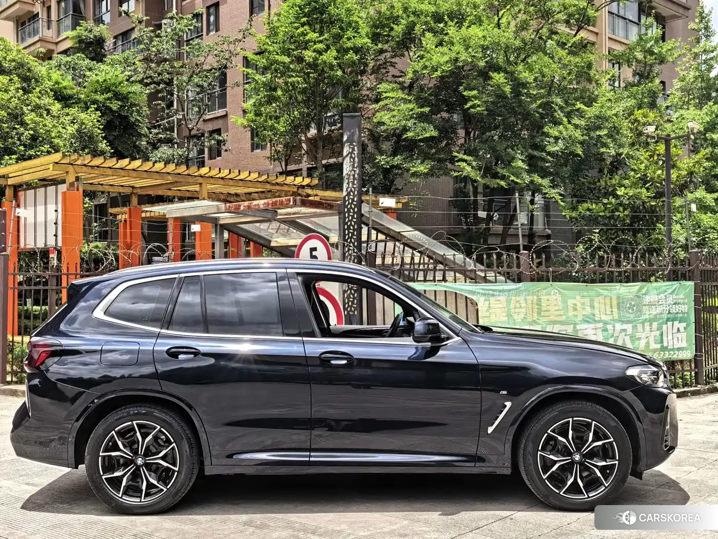 BMW X3 2021 Черный из Китая, фото 5