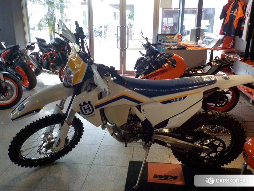 Проданный Husqvarna FE250 2023 из Японии