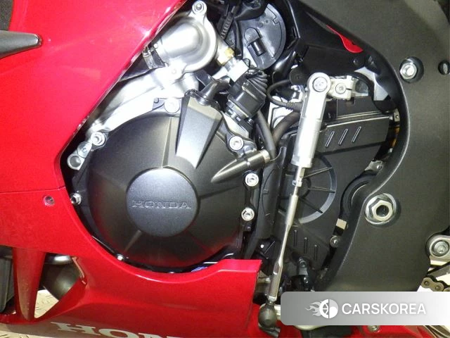 Engine photo