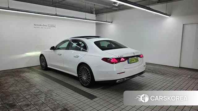 Mercedes-Benz E-Class W214 id 4548589 из Кореи 12