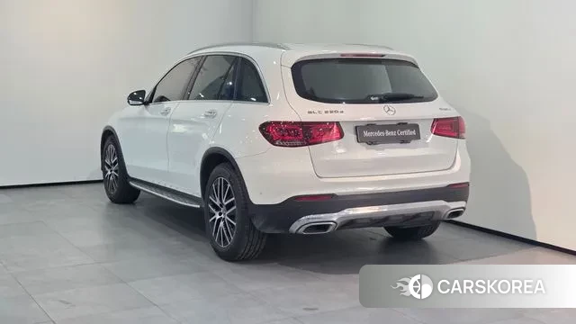 Mercedes-Benz GLC-Class X253 2021 Белый из Кореи, фото 4