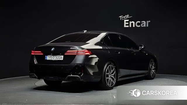 BMW 5 Series (G60) id 3745365 из Кореи 12