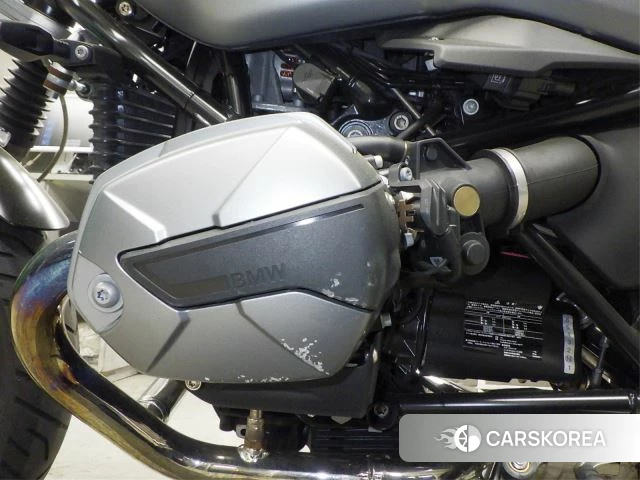 Engine photo