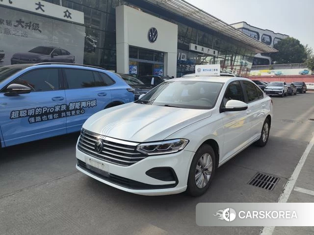 Volkswagen Lavida 2024 Белый из Китая, фото 2