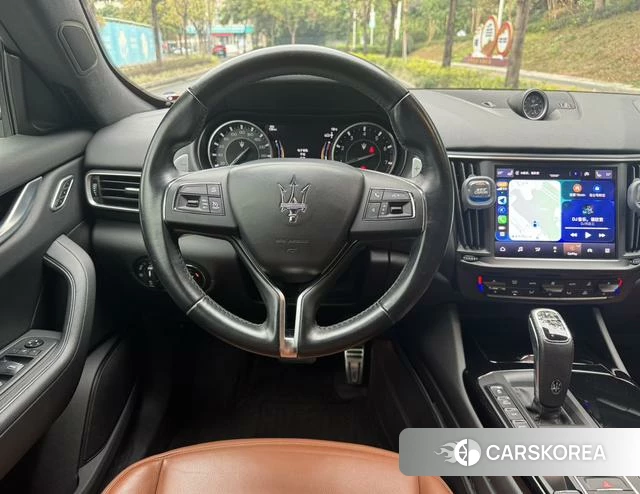 Maserati Levante 2022 Белый из Китая, фото 2