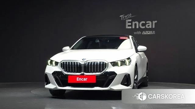 BMW 5 Series (G60) id 4589881 из Кореи 12