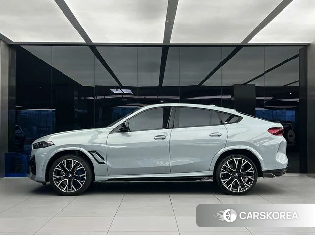 BMW X6 M id 4273574 из Китая 10