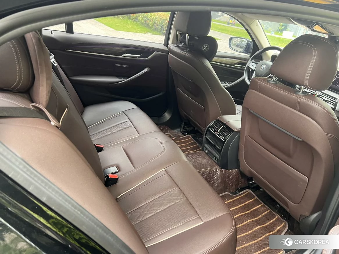 BMW 5 series PHEV id 4462103 из Китая 7
