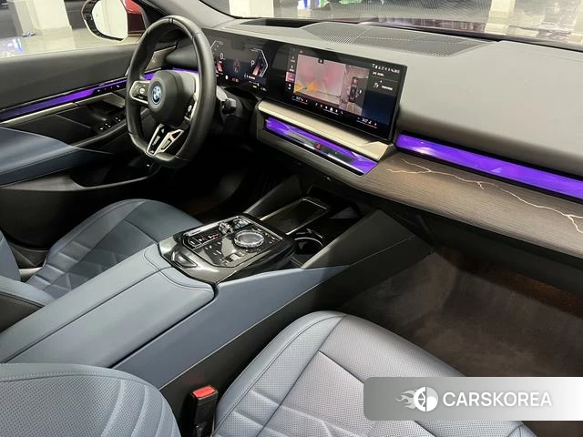 BMW i5 id 4297958 из Китая 12