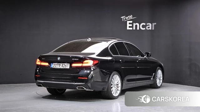 BMW 5 Series (G30) id 4422459 из Кореи 12