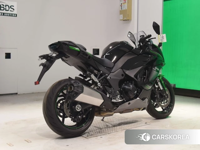 Проданный Kawasaki NINJA 1000 SX 2022 из Японии, фото 2