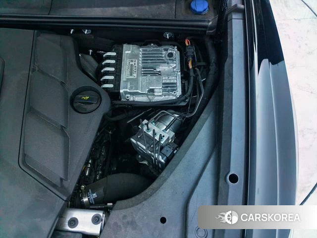 Audi Q8 id 3969010 из Китая 12