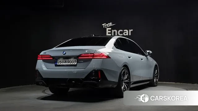 BMW 5 Series (G60) id 3745362 из Кореи 12