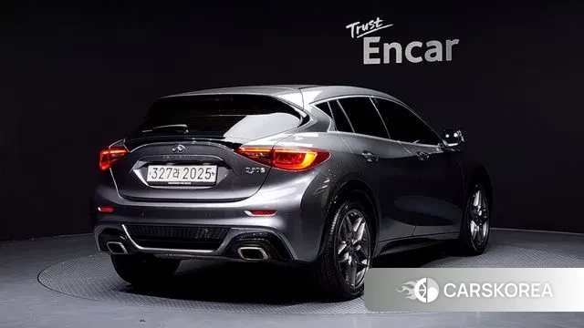 Infiniti Q30 id 3330268 из Кореи 12