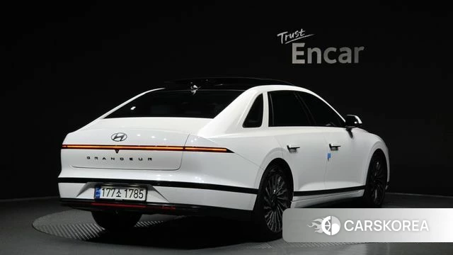Hyundai Grandeur Hybrid (GN7) id 4904565 из Кореи 12