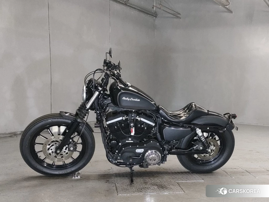 Проданный Harley-Davidson Sportster XL883N 2013 из Японии, фото 2