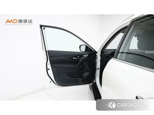 Nissan Qijun 2025 Белый из Китая, фото 2