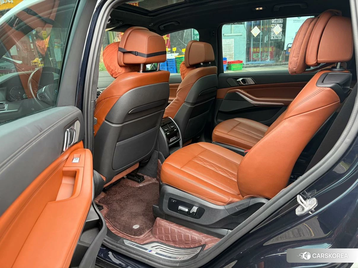 BMW X7 2021 Белый из Китая, фото 2
