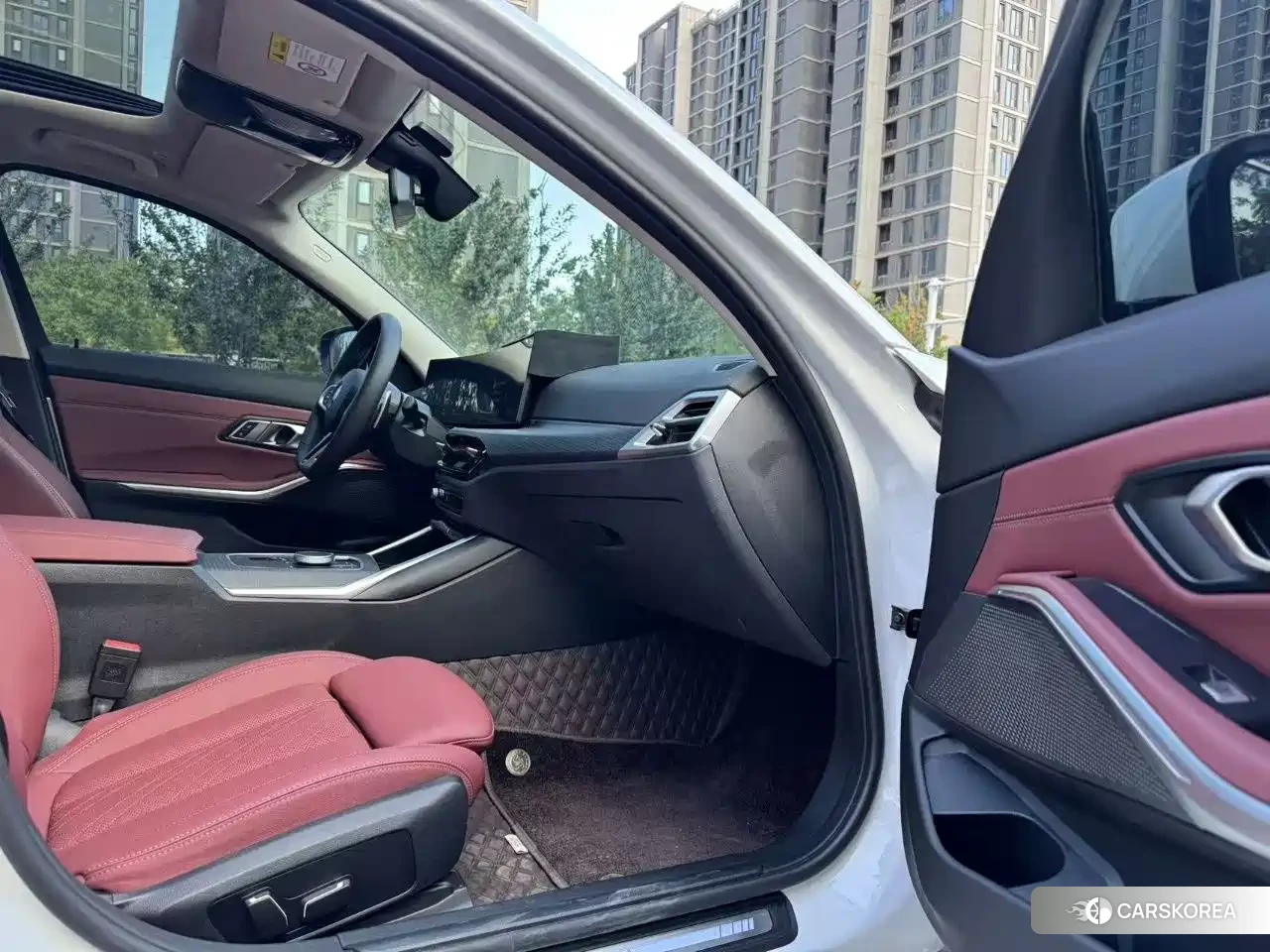 BMW 3 series 2025 Белый из Китая, фото 2