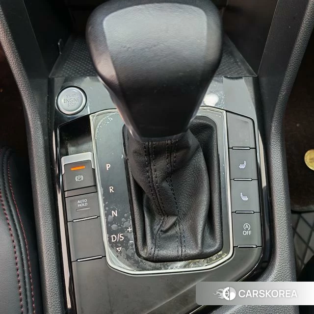 Volkswagen Tiguan L id 4290948 из Китая 9