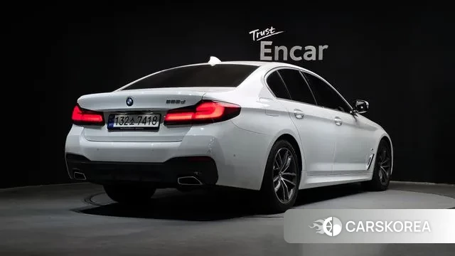 BMW 5 Series (G30) id 3586282 из Кореи 12