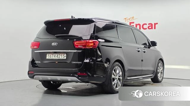 Kia The New Carnival id 4625789 из Кореи 12