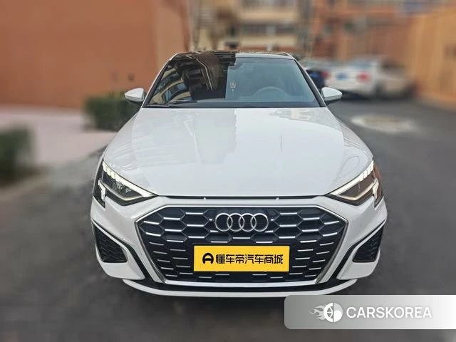 Audi A3 2023 Белый из Китая, фото 2